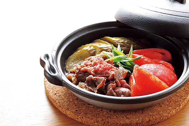 胡瓜の糠漬入りトマトのすき焼き