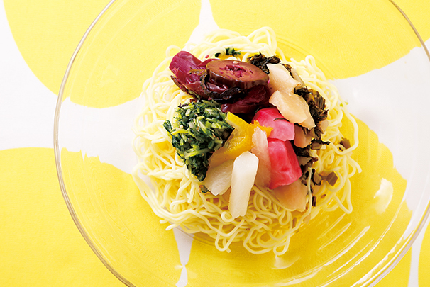 5色の彩り涼麺